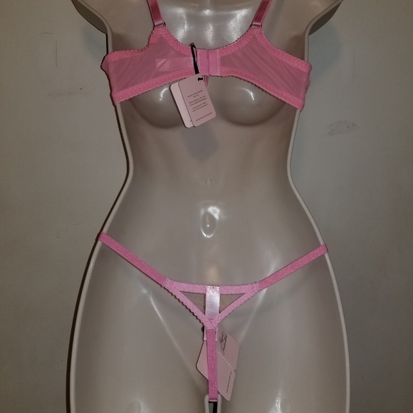 Agent Provocateur Lorna bra & thong size M NWT
